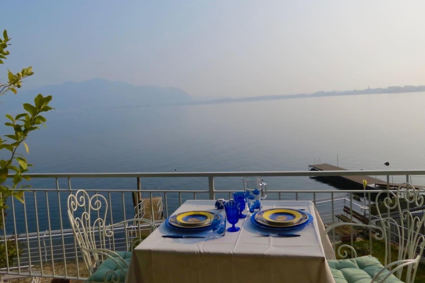 Villa Anastasye Your Lakefront Vacation Rental Predore Luaran gambar