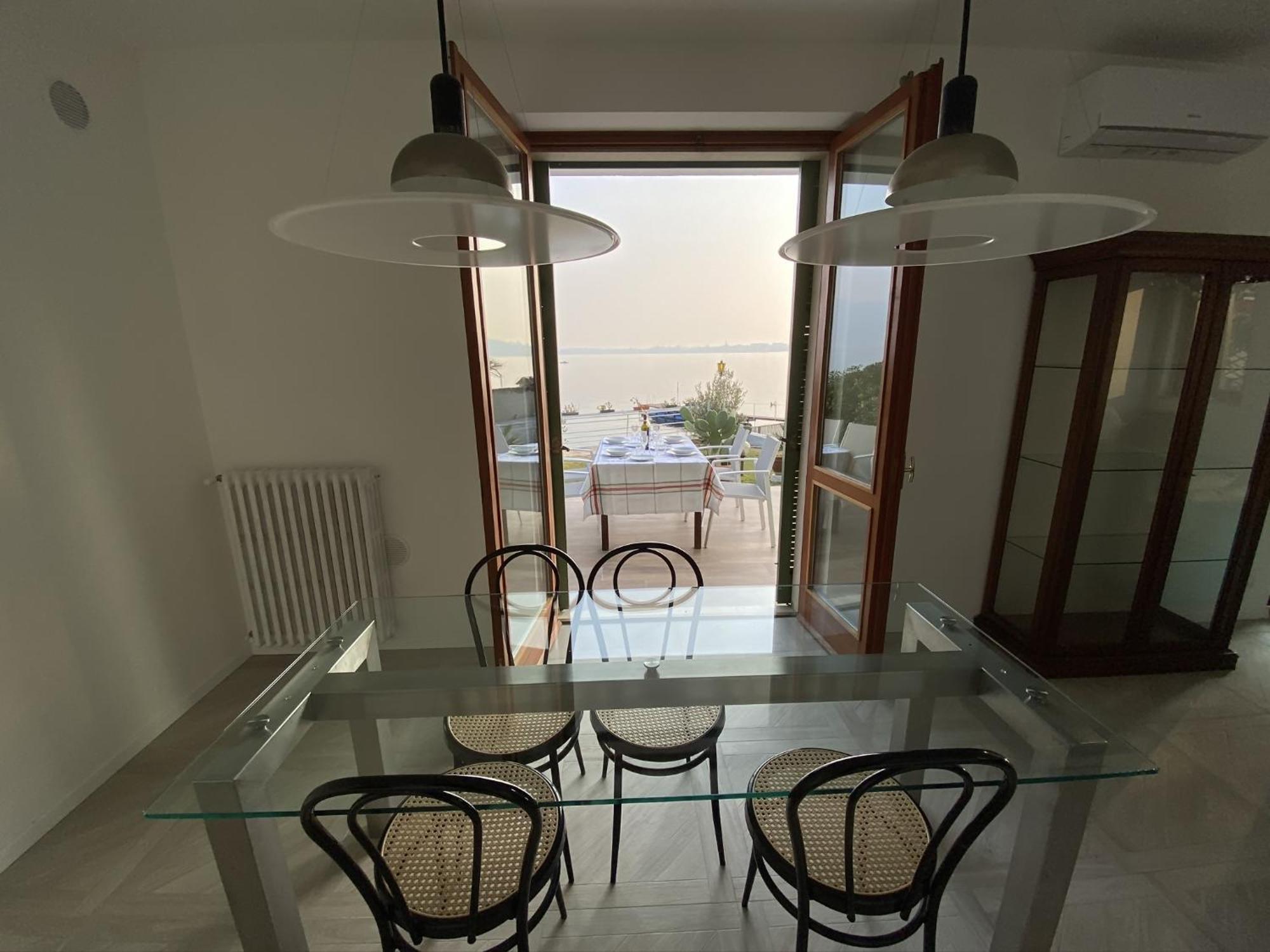 Villa Anastasye Your Lakefront Vacation Rental Predore Luaran gambar